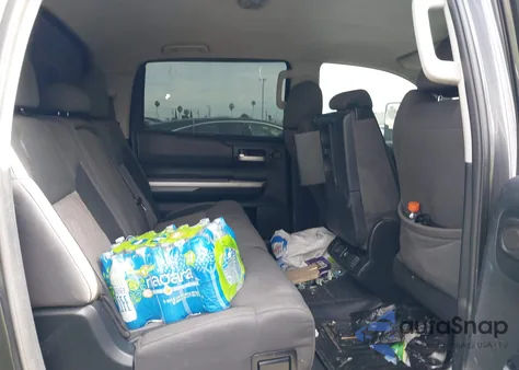 2014 Toyota Tundra Sr5 5.7L V8 z USA, uszkodzony, nr VIN 5TFEY5F12EX171780